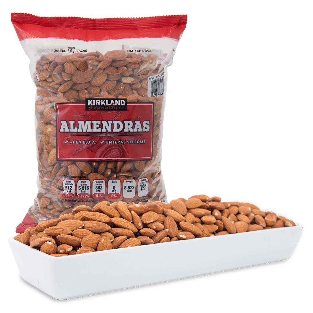 Nuez entera Kirkland 1.36 kg